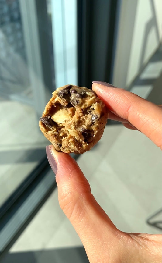 4 Ingredient Energy Bites